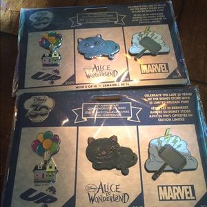 Disney trading pins brand new price is for 1 set